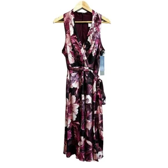 London Times Dresses & Skirts - NWT London Times Pink Floral Crepe Vneck Sleeveless Dress 12